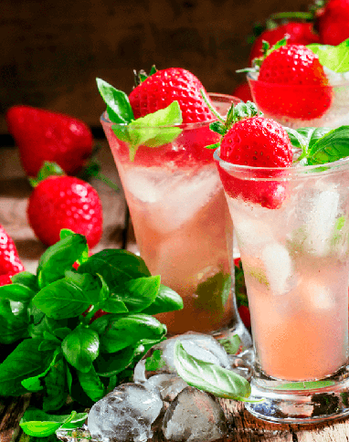 Strawberry Iced Tea Fizz